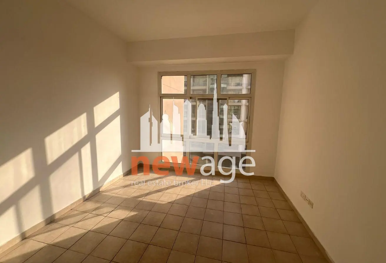 155527202 - Property Main Image