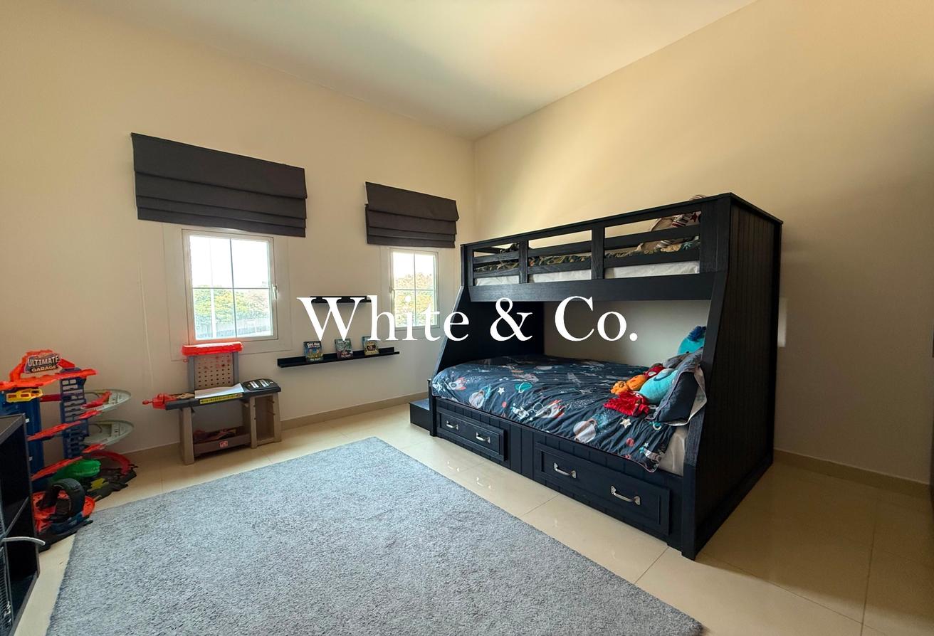 Upgraded | Ready To View | Corner Unit photo 11