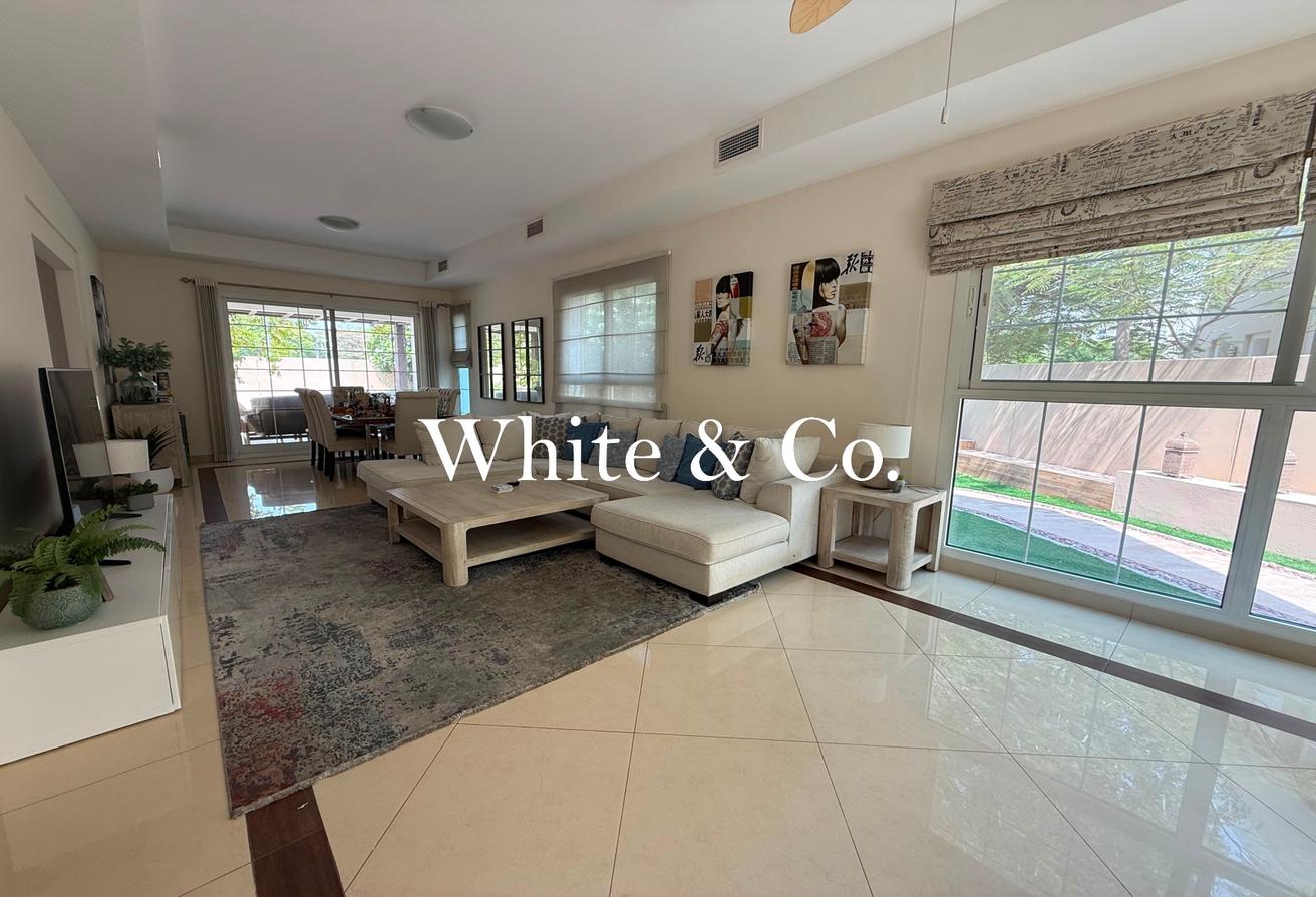 Upgraded | Ready To View | Corner Unit photo 2