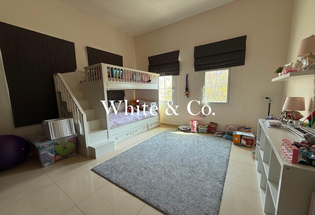 Upgraded | Ready To View | Corner Unit photo 9