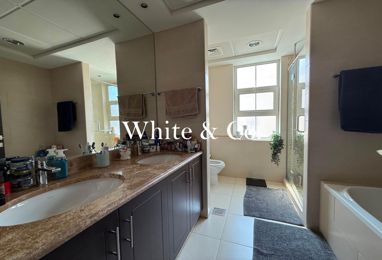 Upgraded | Ready To View | Corner Unit photo 15