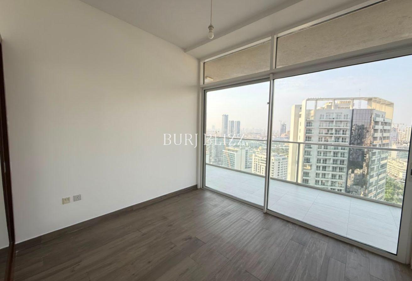 Premium Living | High Floor | Park View photo 11