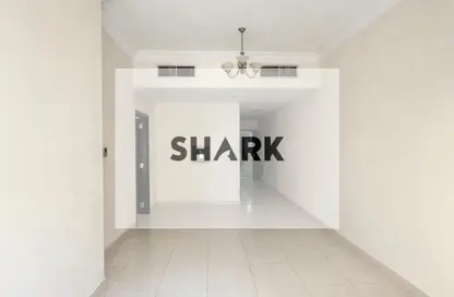 شقة - غرفة نوم - 2 حمامات للبيع في C3 برج ماجستيك - مدينة الإمارات - عجمان