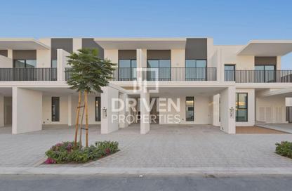 Townhouse - 3 Bedrooms - 3 Bathrooms for sale in Elora - The Valley - Dubai