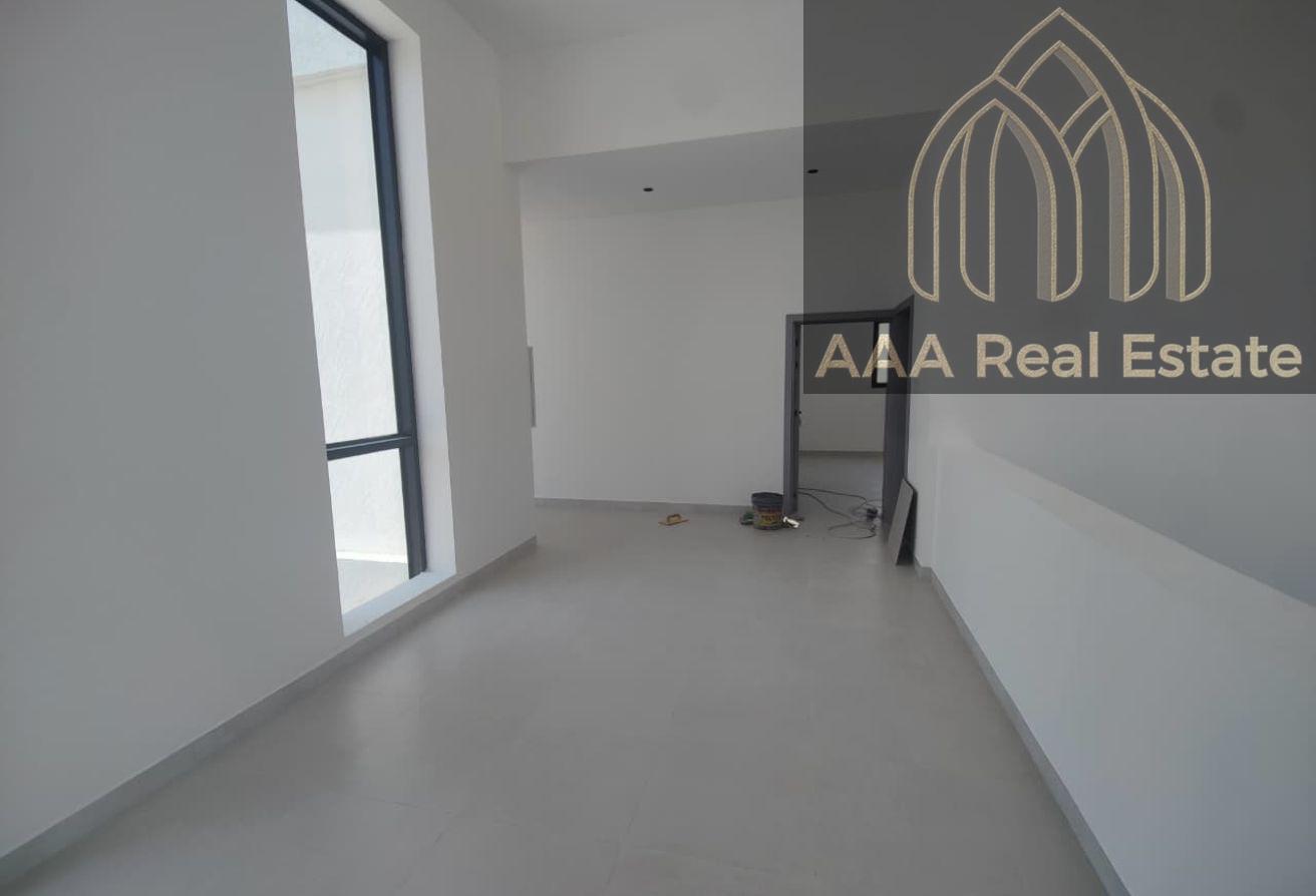 BRAND NEW | SPACIOUS | READY TO MOVE IN photo 10