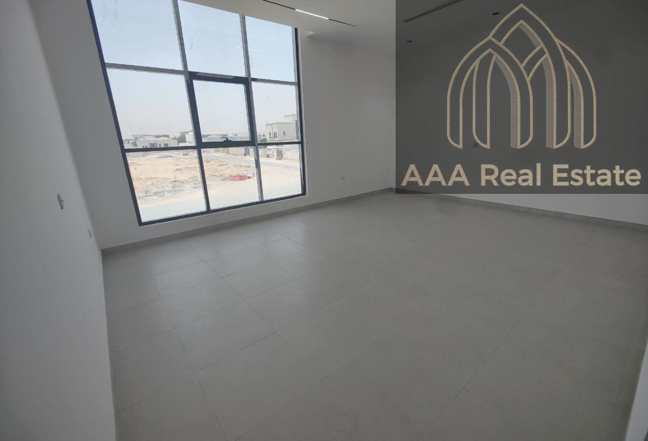 BRAND NEW | SPACIOUS | READY TO MOVE IN photo 13