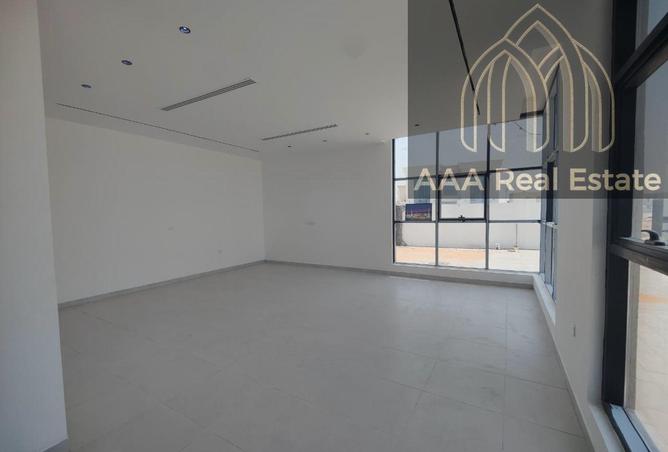 137428403 - Property Image 3