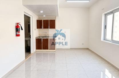 Apartment - Studio - 1 for rent in Muwaileh 3 Building - Muwaileh - Sharjah