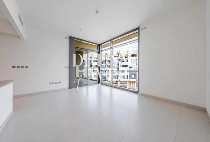 74250903 - Property Image 3