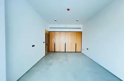 شقة - غرفة نوم - 2 حمامات للايجار في مبني س ه 1 - منطقة 14 - قرية جميرا الدائرية - دبي شقة - غرفة نوم - 2 حمامات للايجار في مبني س ه 1 - منطقة 14 - قرية جميرا الدائرية - دبي