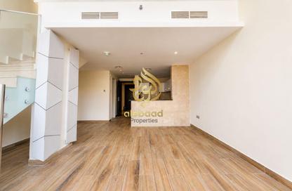 Duplex - 1 Bedroom - 2 Bathrooms for rent in Flamingo Building - District 15 - Jumeirah Village Circle - Dubai Duplex - 1 Bedroom - 2 Bathrooms for rent in Flamingo Building - District 15 - Jumeirah Village Circle - Dubai