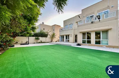 فيلا - 5 غرف نوم - 4 حمامات للبيع في ميدوز 1 - ميدوز - دبي