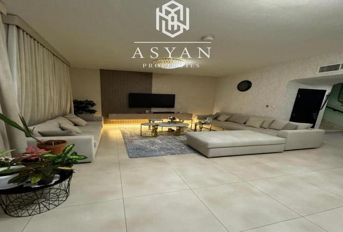 132001980 - Property Image 2