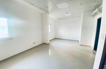 Apartment - Studio - 1 Bathroom for rent in Al Shamsi 1 - Muwaileh Commercial - Sharjah