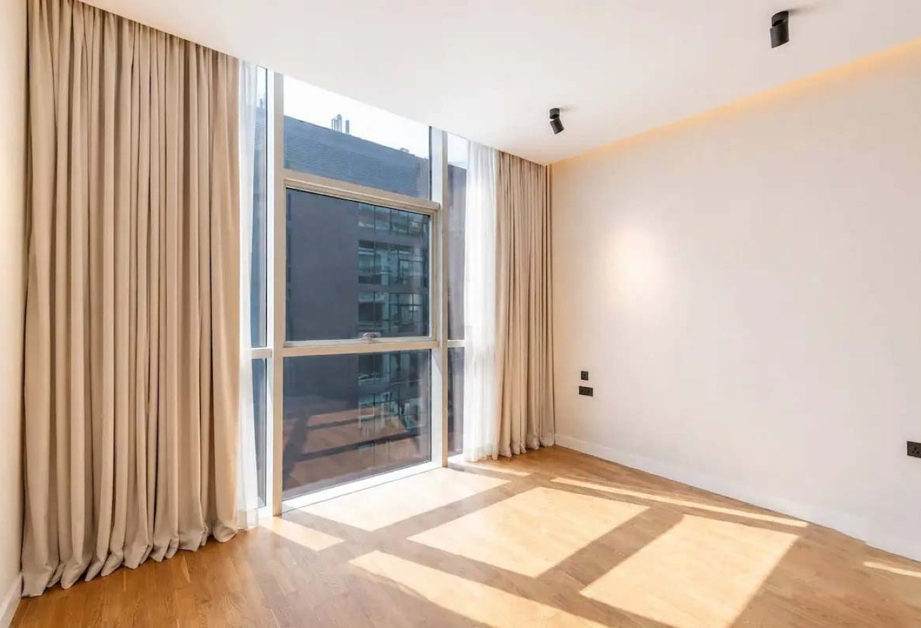 Fully Upgraded | Spacious | Prime Location gallery image