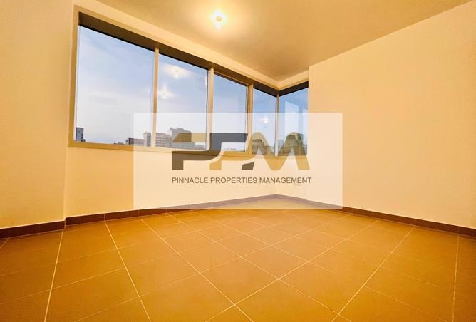 16010403 - Property Image 3