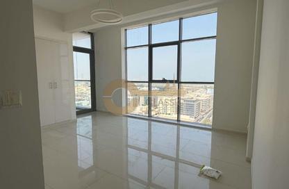 شقة - 2 - 3 للايجار في برج زيزي - البرشاء 1 - البرشاء - دبي شقة - 2 - 3 للايجار في برج زيزي - البرشاء 1 - البرشاء - دبي