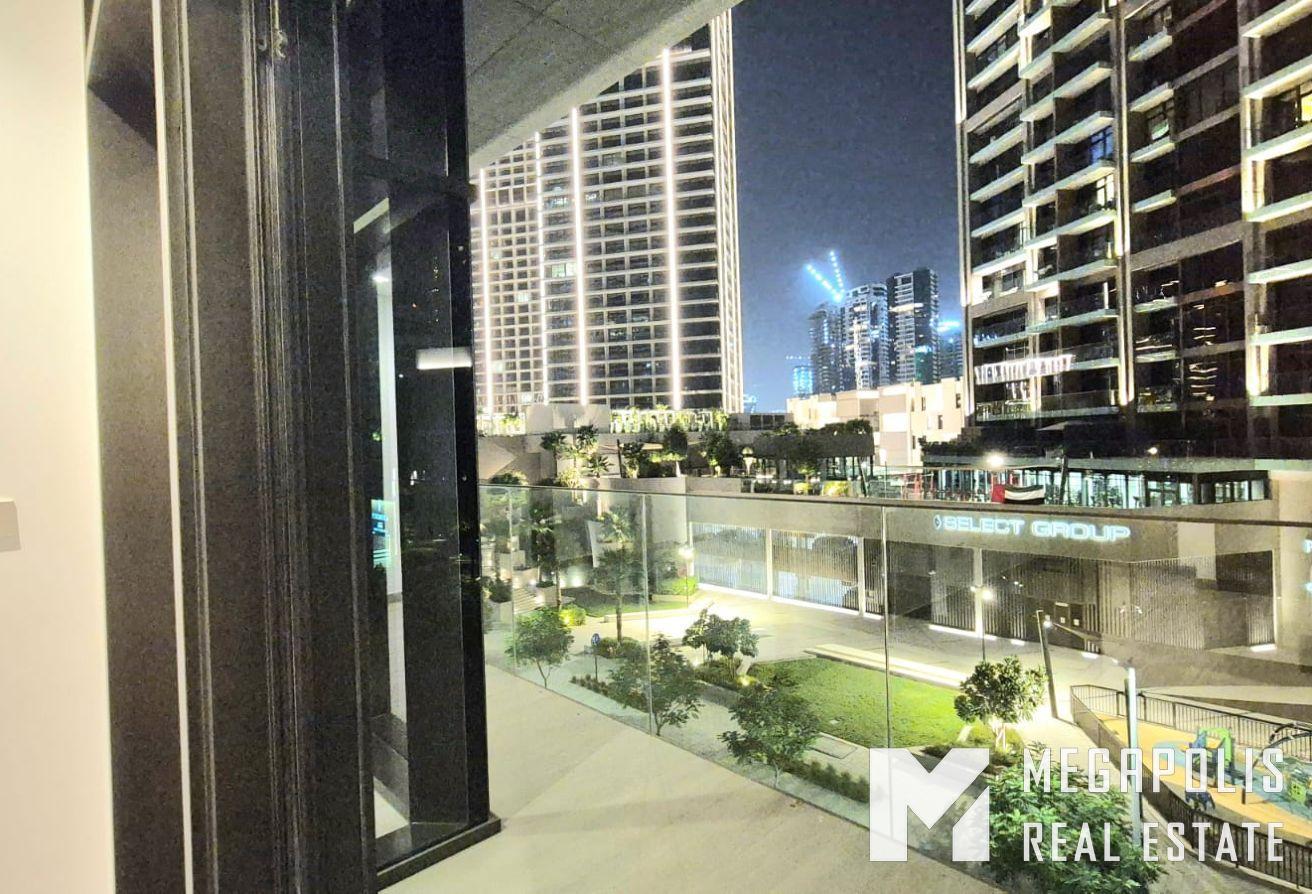 Luxury 1BR | Canal | High-End Finishes | Mid Floor photo 18