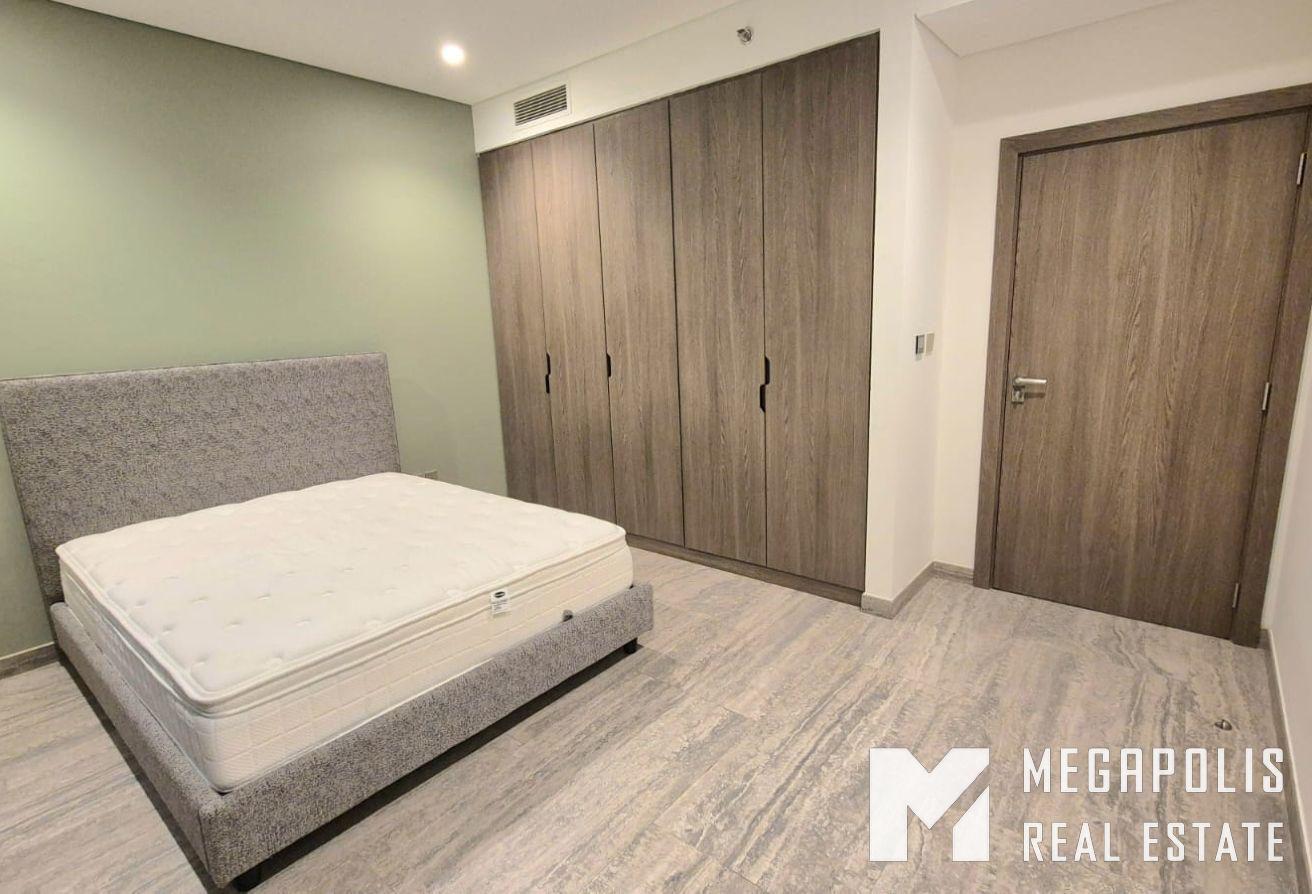 Luxury 1BR | Canal | High-End Finishes | Mid Floor photo 11