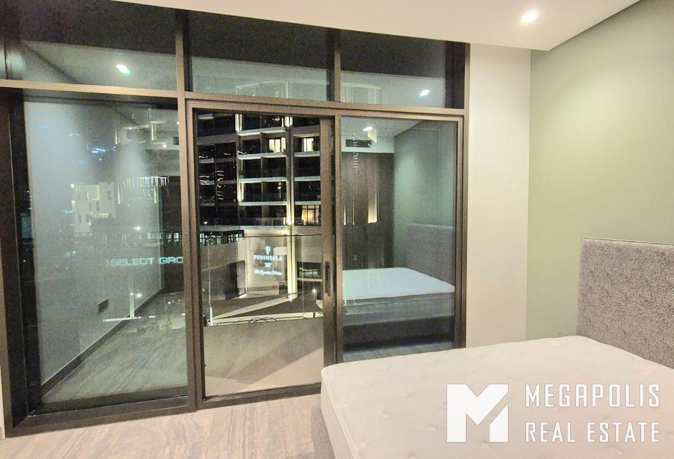 Luxury 1BR | Canal | High-End Finishes | Mid Floor photo 16