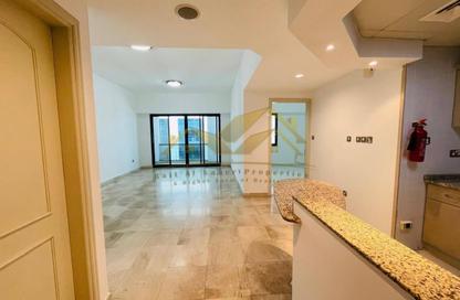 Apartment - 1 Bedroom - 2 Bathrooms for rent in Sheikh Zayed Road - Dubai