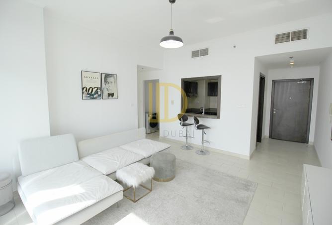 High Floor| Furnished | Mulitple Cheque Options photo 3