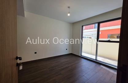 Townhouse - 5 - 5 for rent in Portofino - Damac Lagoons - Dubai
