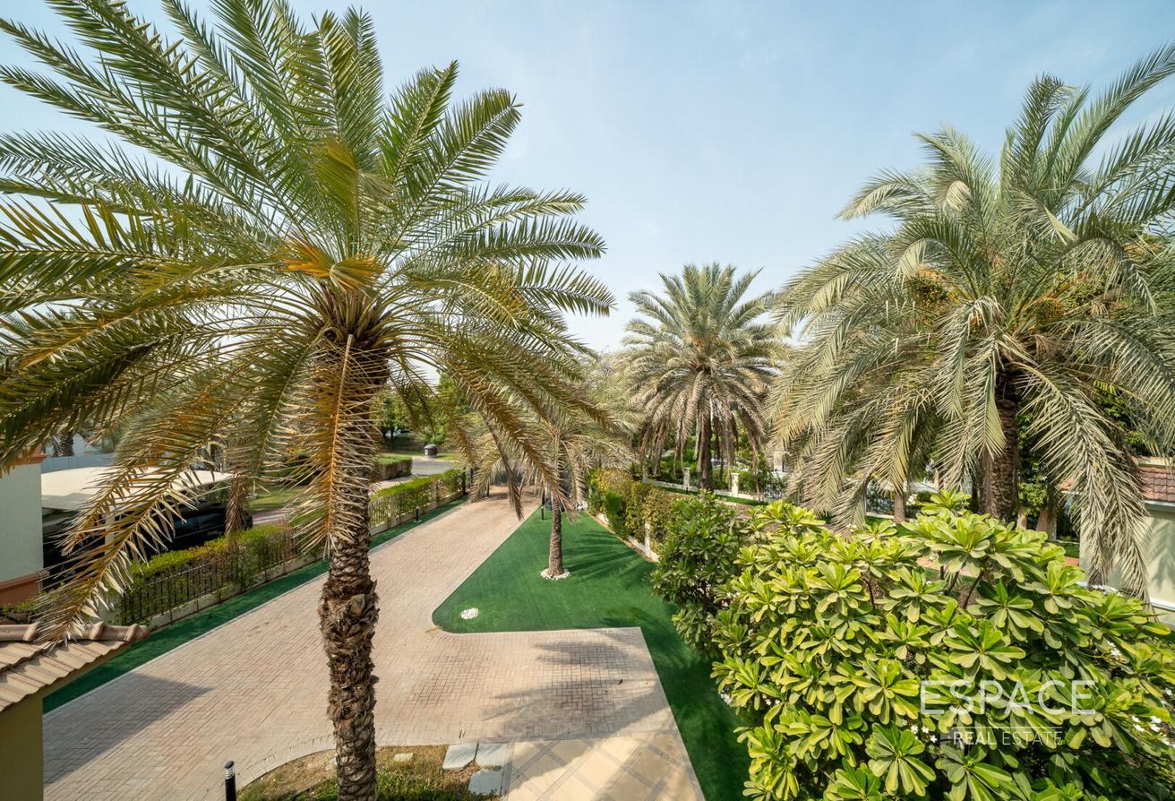Beautiful Garden | Pool | Extended photo 15