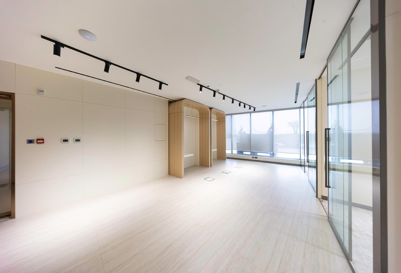 Studio office space in I Rise Tower, Barsha Heights (Tecom): 17