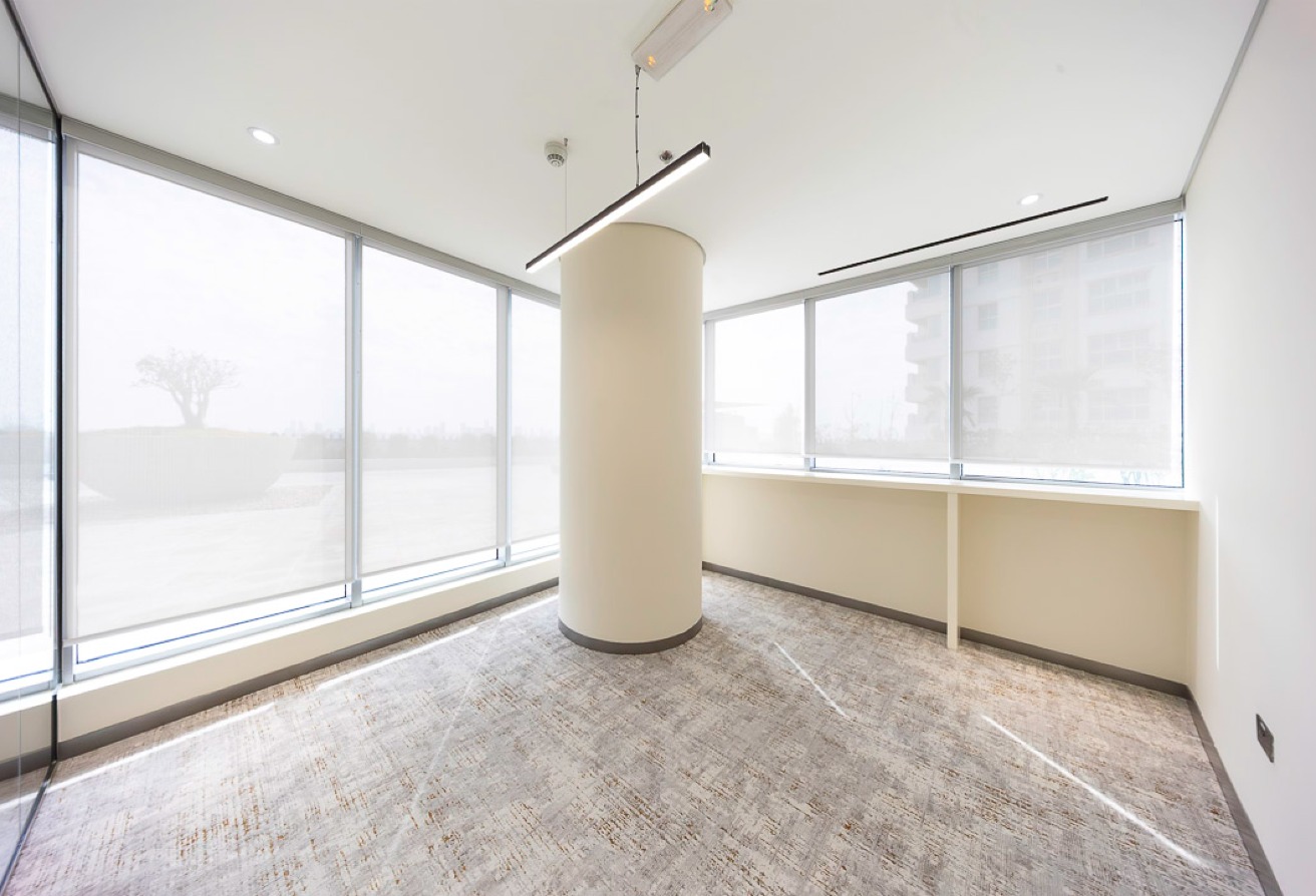 Studio office space in I Rise Tower, Barsha Heights (Tecom): 5