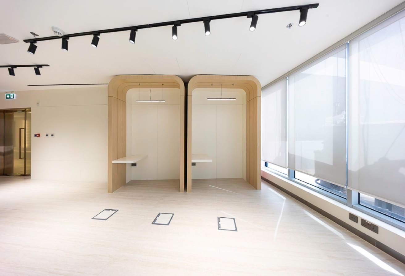 Studio office space in I Rise Tower, Barsha Heights (Tecom): 22