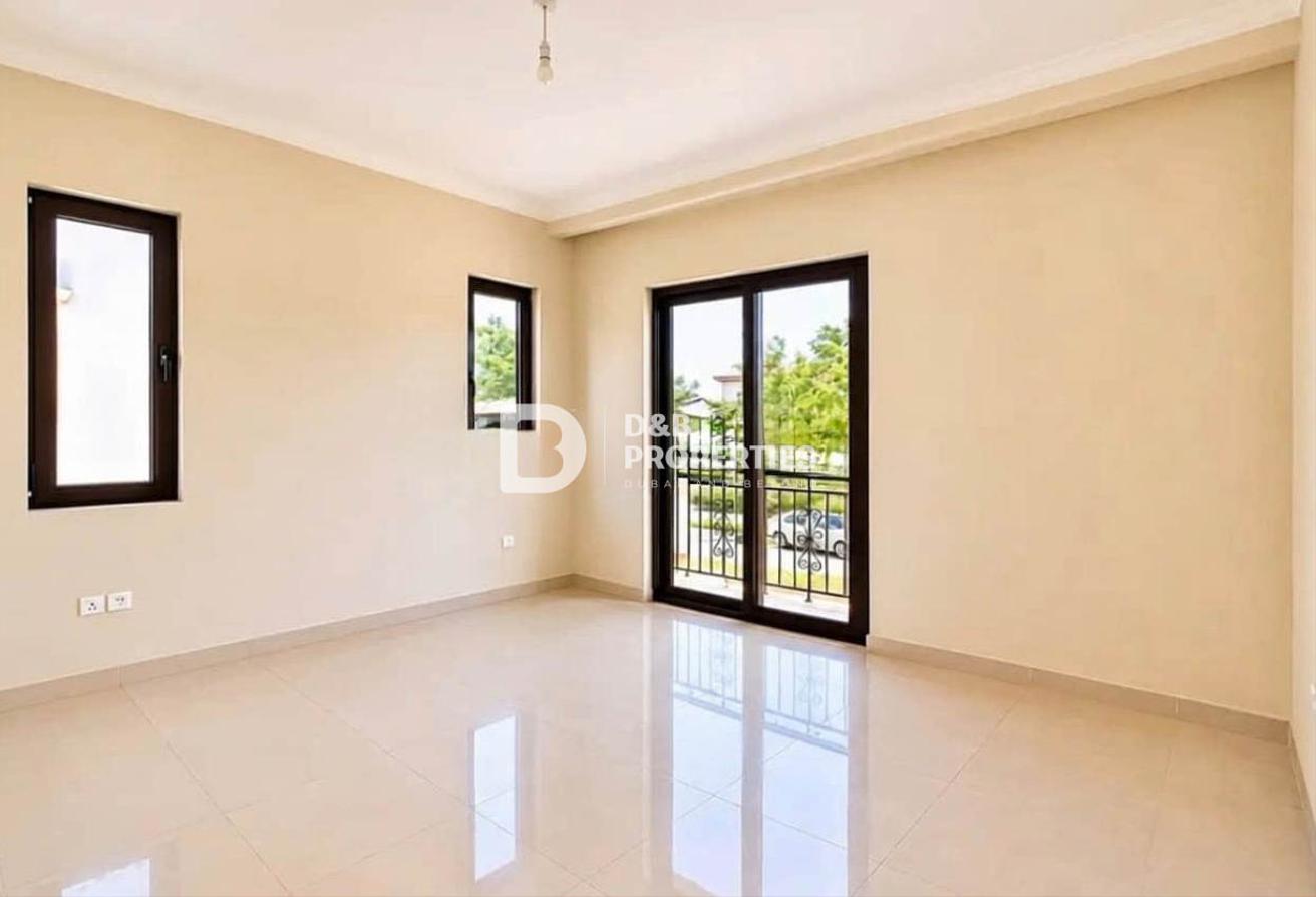 Premium Family Villa | Prime Location | Large Plot photo 8