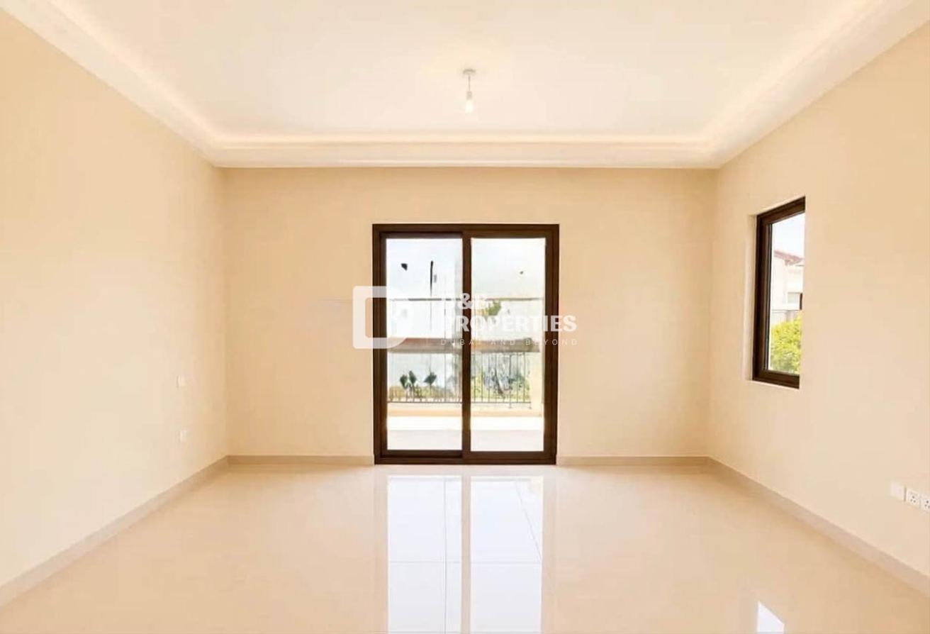 Premium Family Villa | Prime Location | Large Plot photo 11