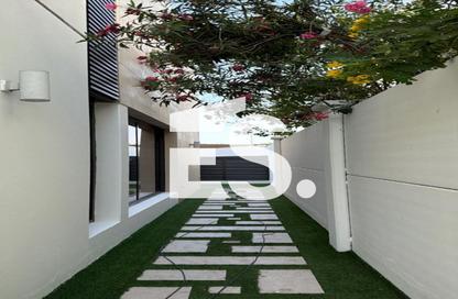 Villa - 5 Bedrooms - 6 Bathrooms for rent in Faya at Bloom Gardens - Bloom Gardens - Al Salam Street - Abu Dhabi