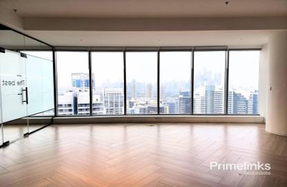 Office Space - Studio - 1 Bathroom for rent in I Rise Tower - Barsha Heights (Tecom) - Dubai