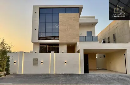 Villa - 5 Bedrooms - 7 Bathrooms for sale in Al Yasmeen 1 - Al Yasmeen - Ajman