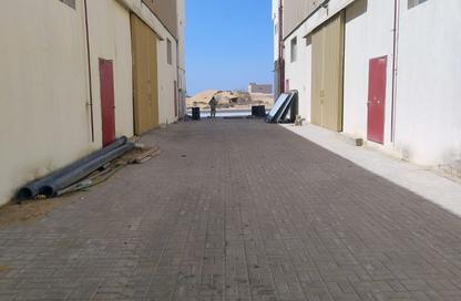 Warehouse - Studio for rent in Umm Al Thuoob - Umm Al Quwain
