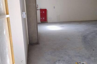 Warehouse - Studio for rent in Umm Al Thuoob - Umm Al Quwain