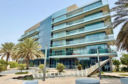 Apartment - 2 Bedrooms - 3 Bathrooms for rent in Al Marasy - Al Bateen - Abu Dhabi