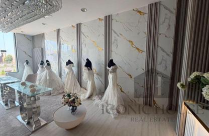 Retail - Studio for rent in Jumeirah 3 - Jumeirah - Dubai Retail - Studio for rent in Jumeirah 3 - Jumeirah - Dubai