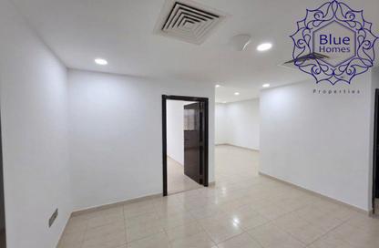 Apartment - 1 - 2 for rent in Marina First Tower - Dubai Marina - Dubai
