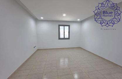 Apartment - 1 - 2 for rent in Marina First Tower - Dubai Marina - Dubai