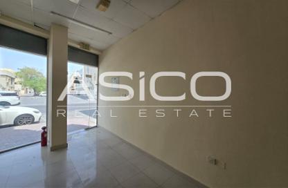 Shop - Studio for rent in Hor Al Anz Street - Hor Al Anz - Deira - Dubai