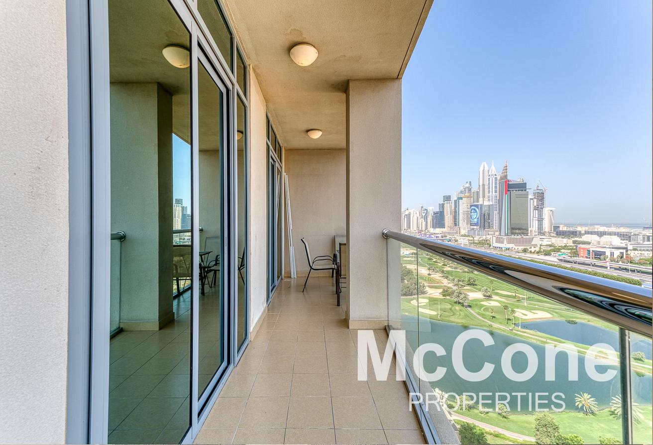Stunning Golf Course & Skyline View | Vacant Soon photo 19