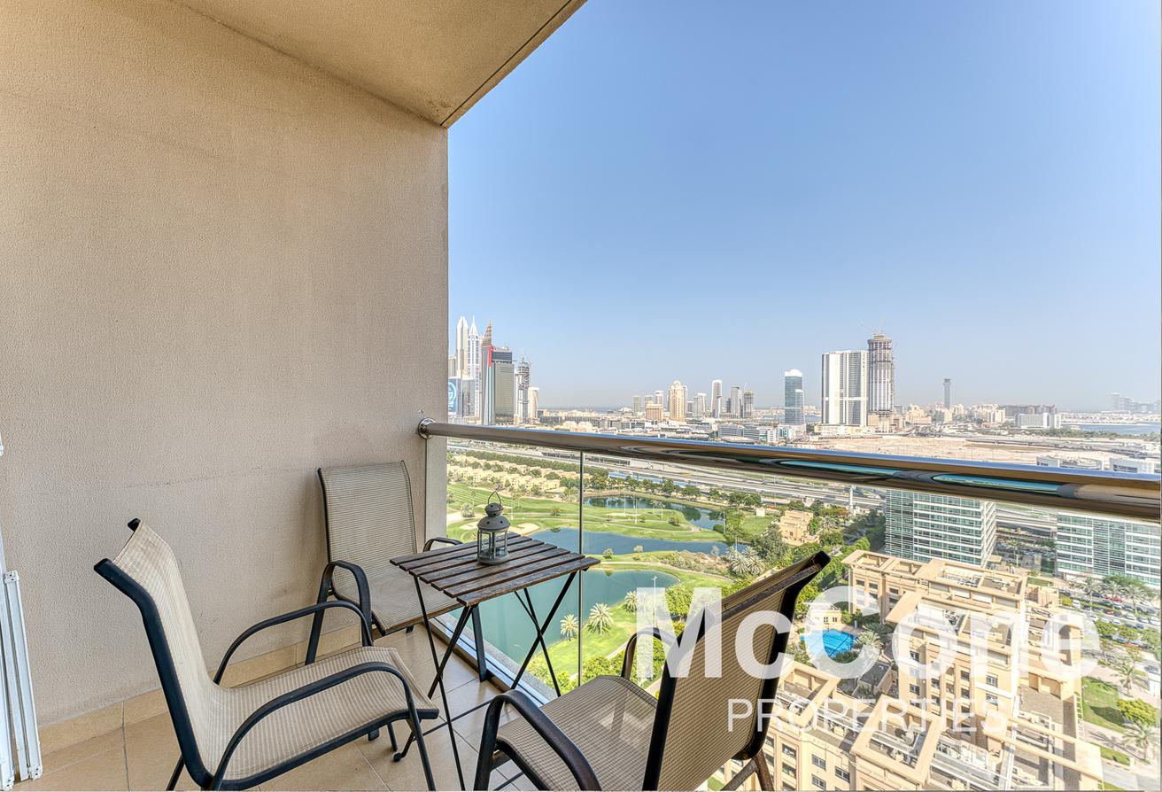 Stunning Golf Course & Skyline View | Vacant Soon photo 16
