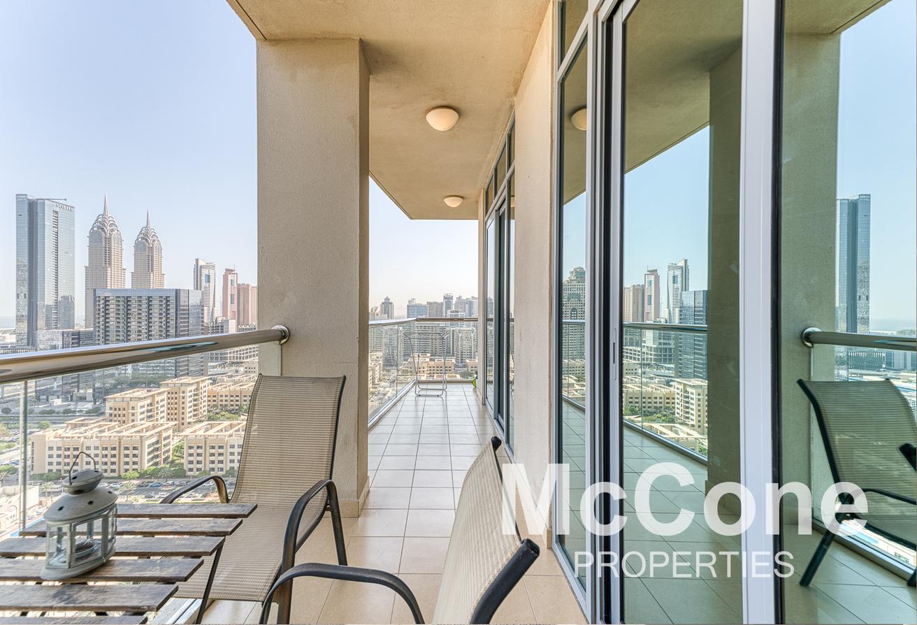Stunning Golf Course & Skyline View | Vacant Soon photo 18