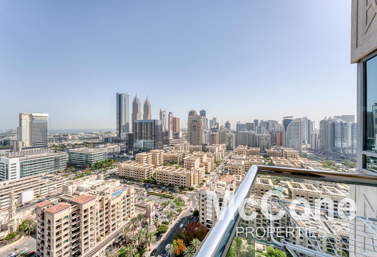 Stunning Golf Course & Skyline View | Vacant Soon photo 20
