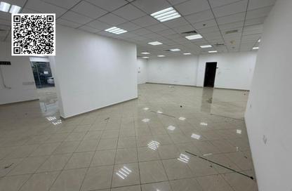 Shop - Studio - 2 Bathrooms for rent in Fairmont Ajman - Al Nakhil 2 - Al Nakhil - Ajman