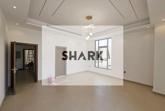 77366952 - Property Image 2