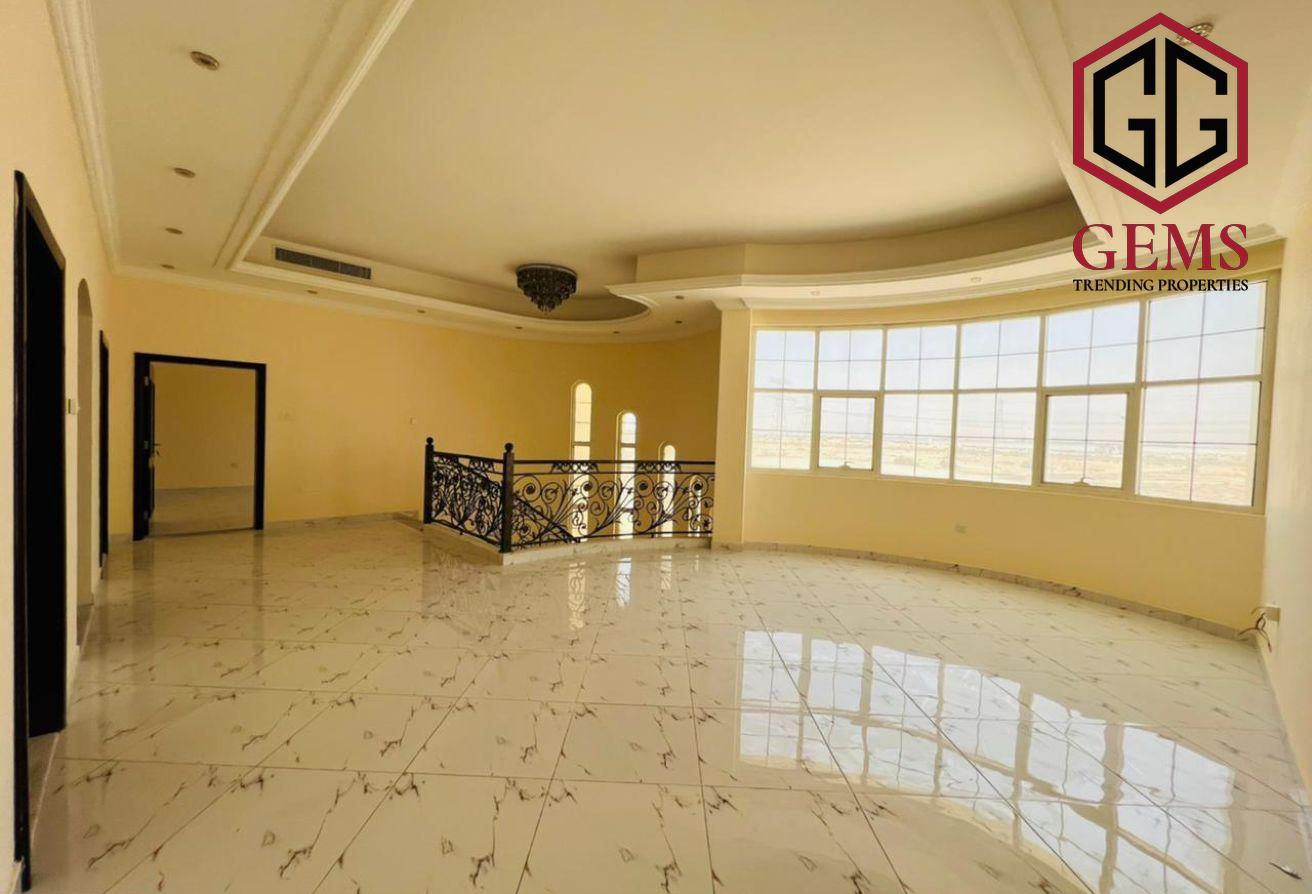 HIGH-END QUALITY | SPACIOUS | MAID ROOM | GARDEN photo 4